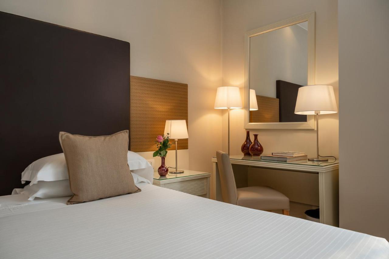 National Hotel Rimini Dış mekan fotoğraf
