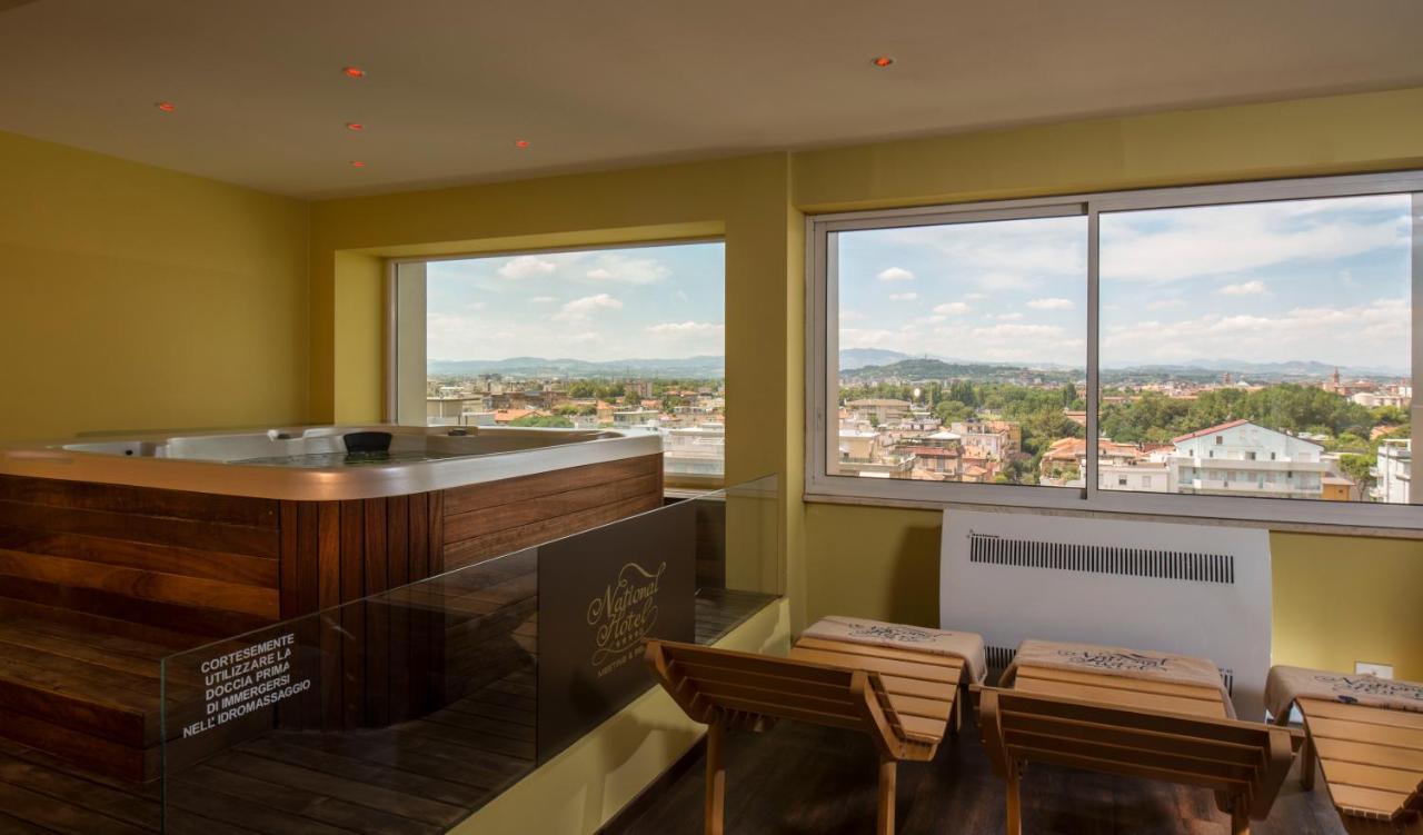 National Hotel Rimini Dış mekan fotoğraf