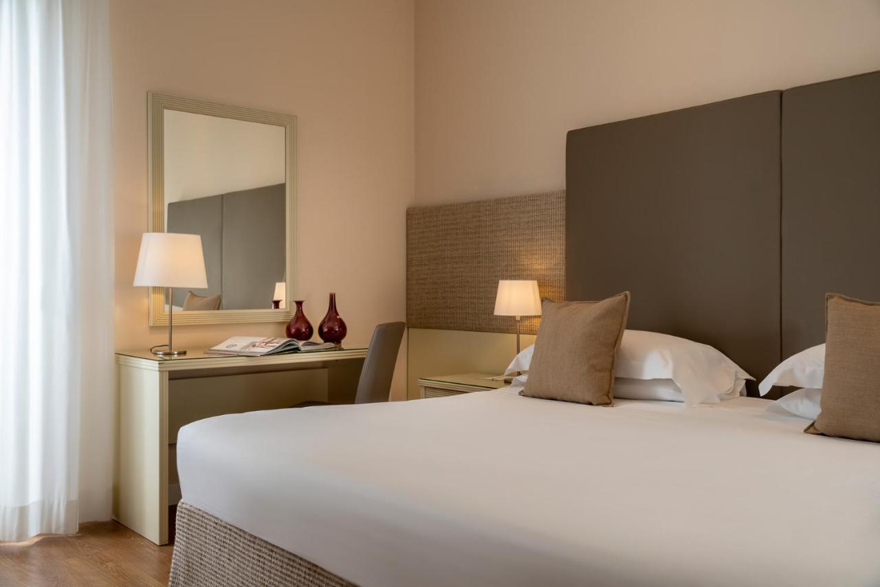 National Hotel Rimini Dış mekan fotoğraf